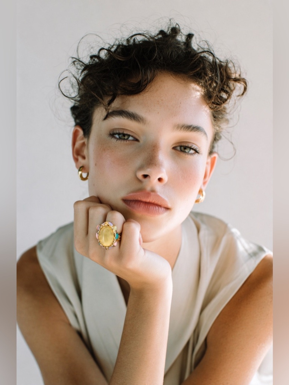 Cocktail Ring：gold-plated brass,  Resin, enamel, Rhinestones